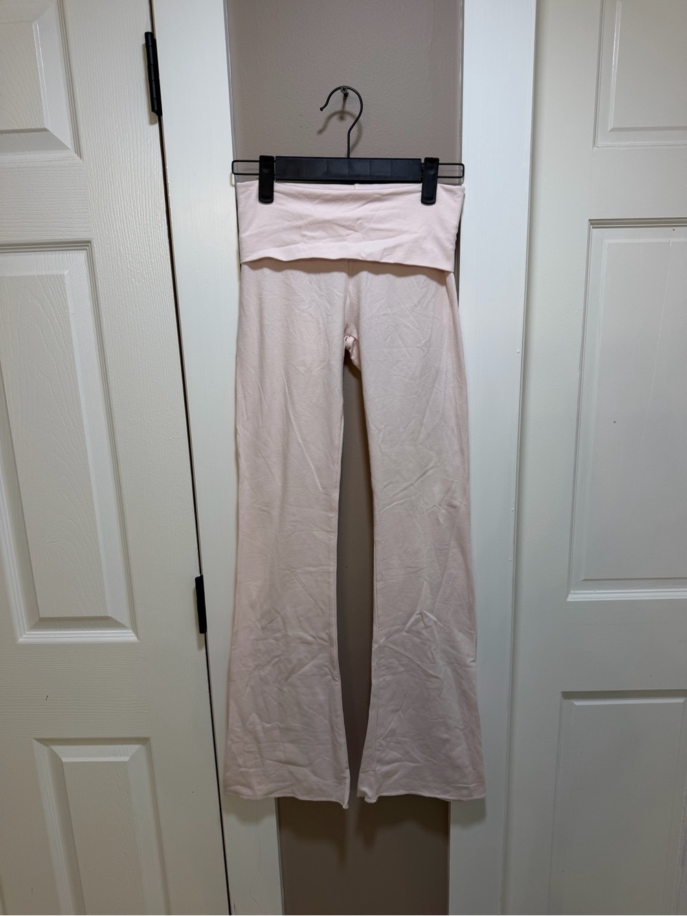 SKIMS Cotton Jersey Foldover Pant in Cherry Blossom